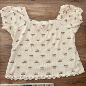 OLD NAVY KIDS FLORAL T SHIRT SIZE XXL 18